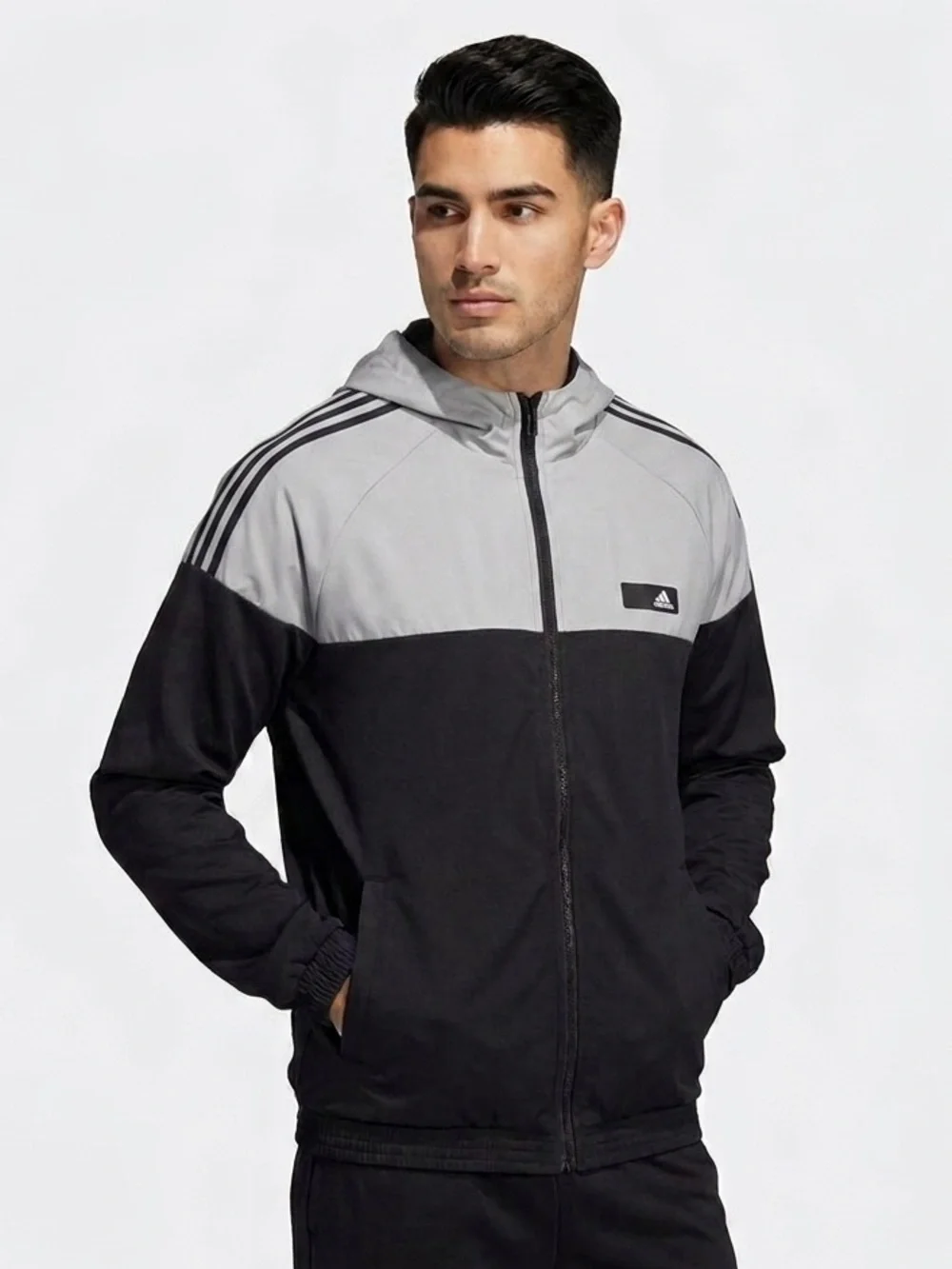 724 Adidas Men’s Black and White Colorblock Track Jacket Hoodie Size Small